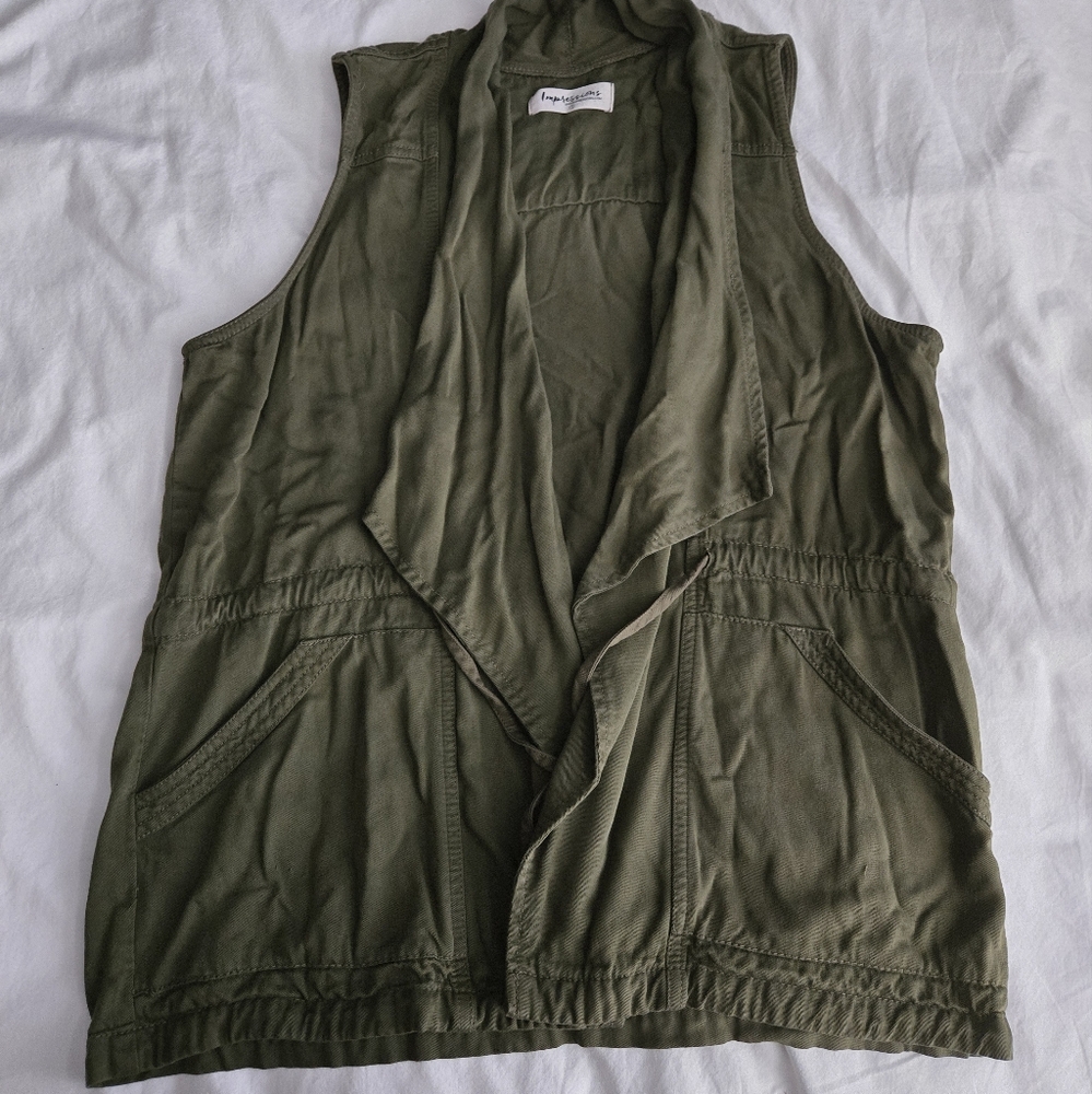 Women's Olive Green Vest Size S Used - Picture 5 of 5